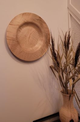 Houten wanddecoratie uit Geribde Esdoorn