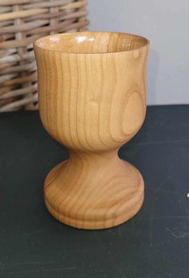wijnglas uit Es of Esdoorn