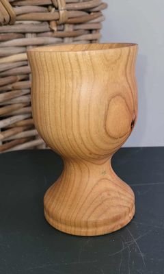 wijnglas uit Es of Esdoorn
