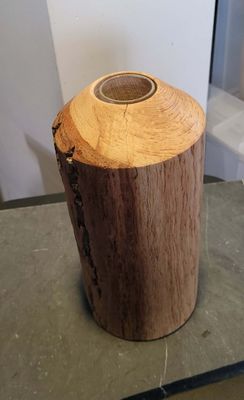 Houten vaas uit Kurkeik