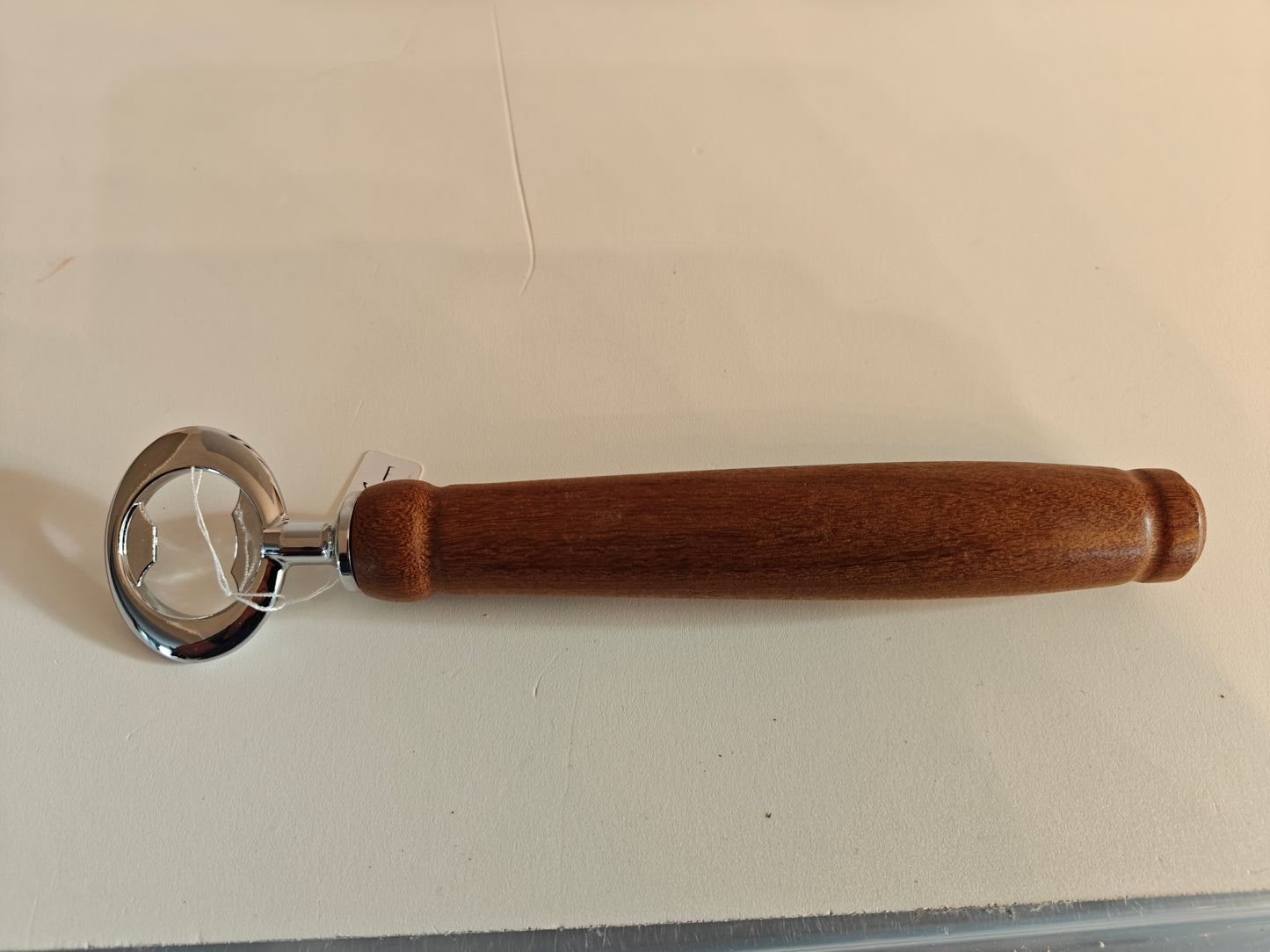 Houten flessenopener, handgemaakt op de houtdraaibank, houtsoort 'Afromosia'