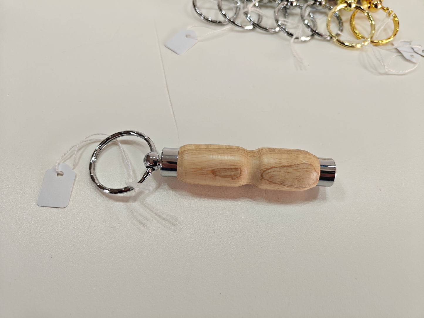 Sleutelhanger handgemaakt in Belgie, tandenstoker houder